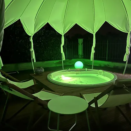 Patty Con E Piscina Apartamento
