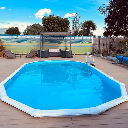 Patty Con E Piscina 아파트