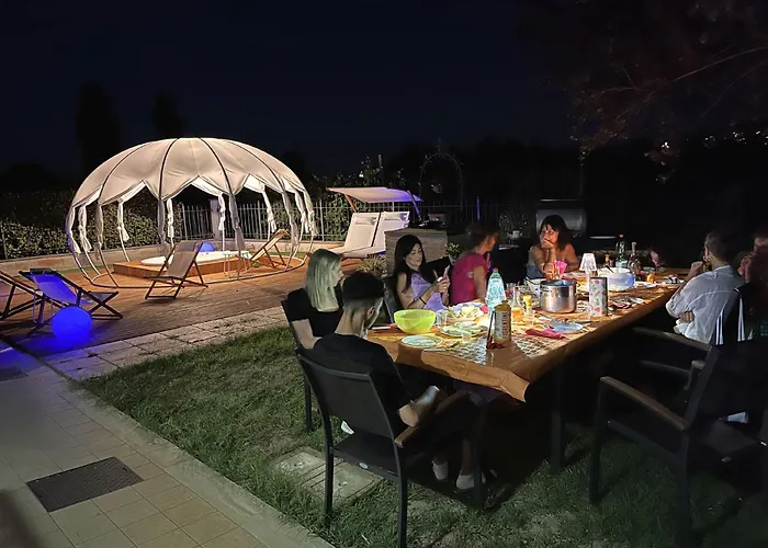 Patty Con E Piscina Apartmán