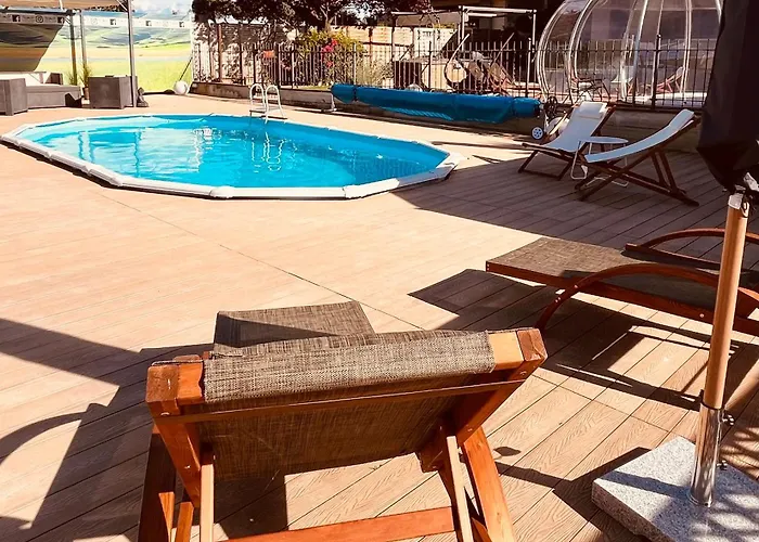 Patty Con E Piscina *